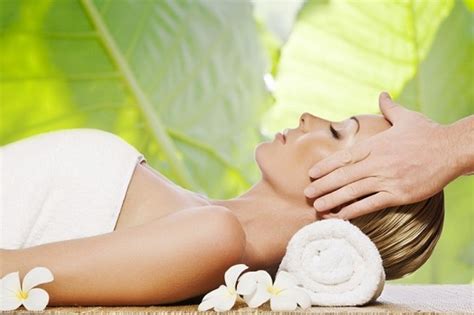 Top 10 Massage Health Benefits Of Reiki Massage Massage2book