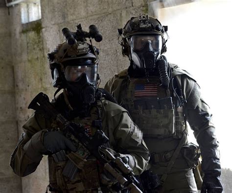 Foreign Force Day Us Army Green Berets During Cbrn Training In Germany