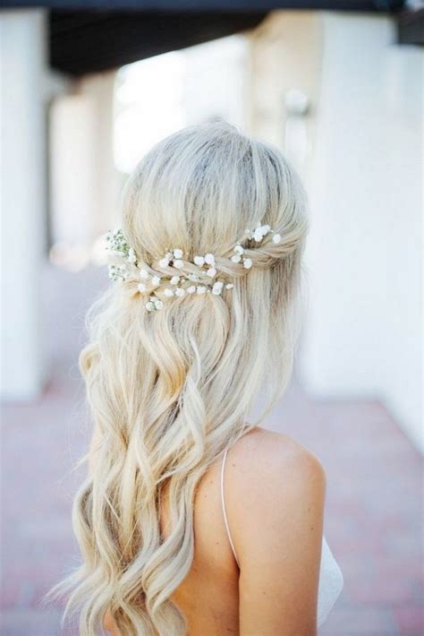 30 Elegant And Graceful Wedding Hairstyles With Flowers Haircuts