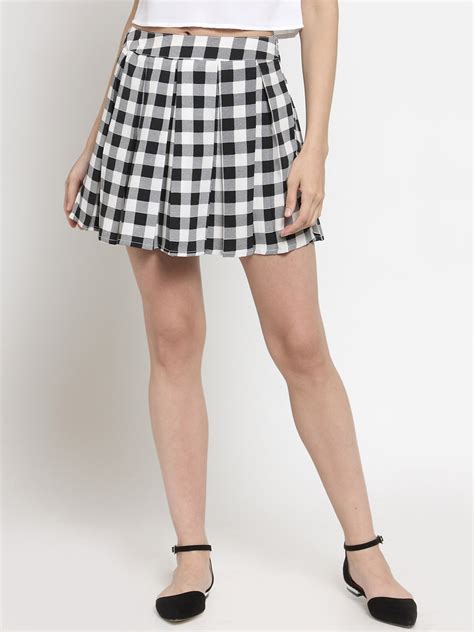 What Goes With A Black And White Checkered Skirt Uk