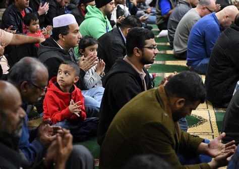 For California Muslims A Ramadan Approaching Normal