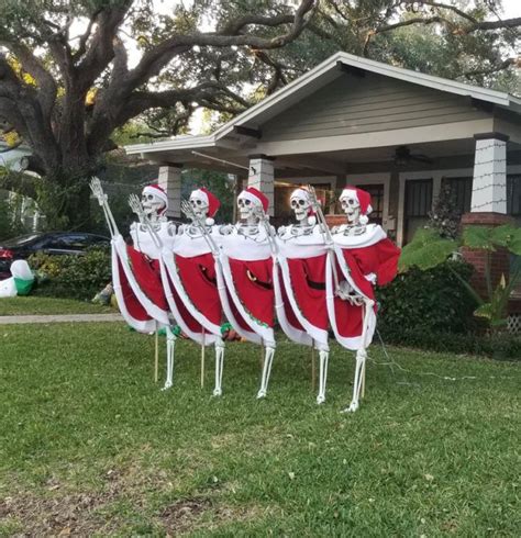 Funny Pictures December 23 2017 Fall Halloween Decor Halloween