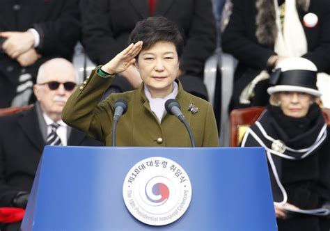 park geun hye sworn in as first female president of south korea
