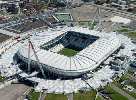 It is the home ground of serie a club torino football club. El estadio de la Juventus abre sus puertas al fútbol femenino