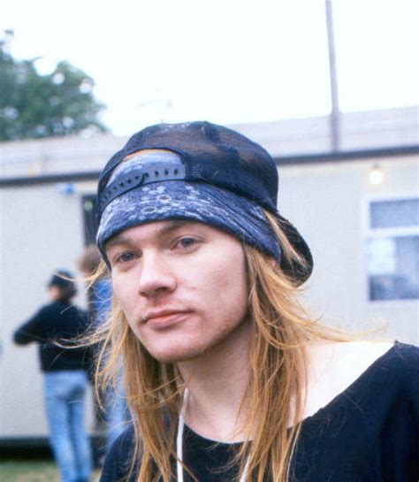 Kangen ungu.masa wktu aku sma lagu ini. Pasha Ungu Vs Axl Rose!!! Alay Mana? | KASKUS