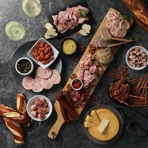 Apero dinatoire fromage charcuterie spécialités régionales