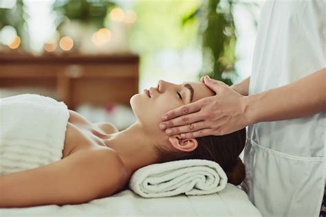 I Get A Massage Every New Years Eve For My Muscles And Mind Popsugar Fitness Uk