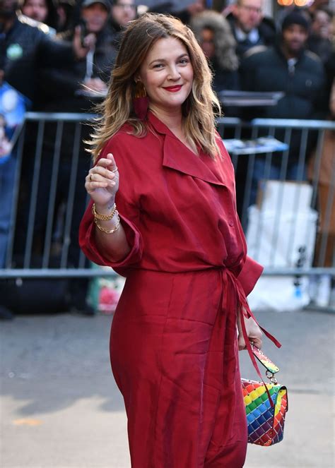 Drew Barrymore Talk Show Actress Is Thrilled And Honored