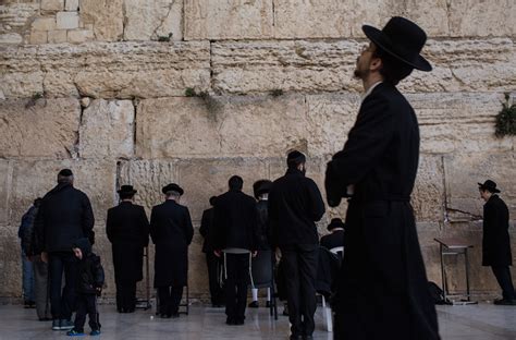 American Orthodox Rabbis Are Ambivalent About Western Wall Controversy