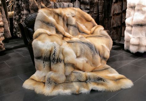 Golden Island Fox Fur Blanket Saga Quality