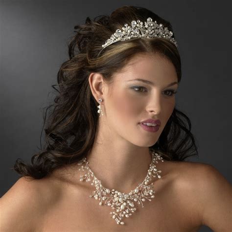 Dramatic Freshwater Pearl And Crystal Wedding Tiara And Jewelry Set