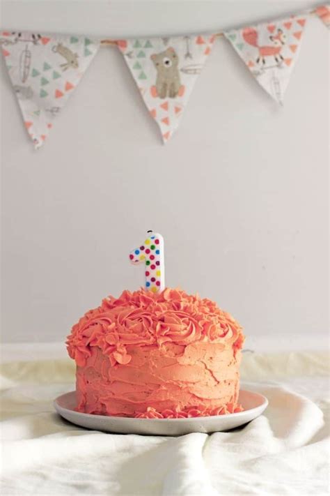 1st Birthday Smash Cake 10 Tips For An Epic 1st Birthday Cake Smash The