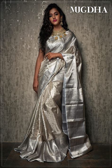 Handwoven Kanjeevaram Saree In Silver Colour By Mugdha Art Studio