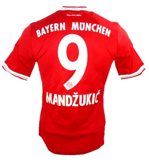 Kein wunder das zahlreiche fans auf der suche nach dem neuen bayern münchen trikot sind. Adidas FC Bayern München Trikot 9 Mario Mandzukic 2013/14 ...