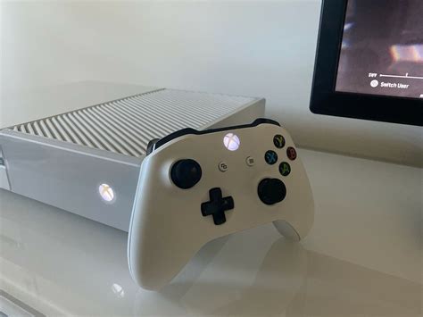 Microsoft Xbox One 500gb White Console W Games True Median