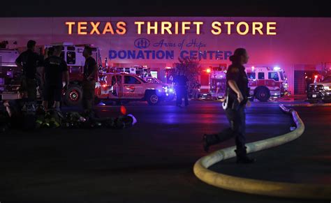 Firefighter Killed In Major Fire In The Northwest Side San Antonio