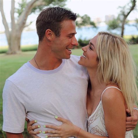 Duck Dynasty S Sadie Robertson Is Engaged To Christian Huff
