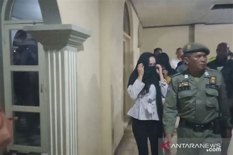 12 Pasangan Mesum Dijaring Dari Dua Hotel Di Bogor Antara News Jawa Barat