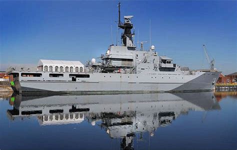 Bahrain Navy Takes Delivery Of Ex Hms Clyde River Class Offshore Patrol