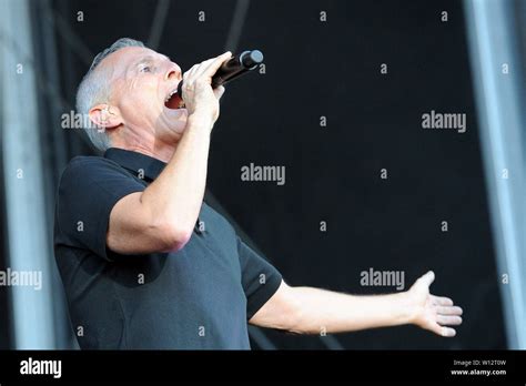 Ian Stanley Tears For Fears Hi Res Stock Photography And Images Alamy