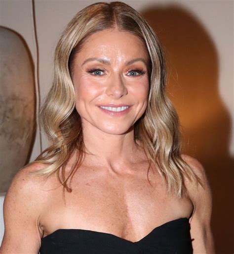 Kelly Ripa Reveals The Celebrity Who Had Her Starstruck Purewow