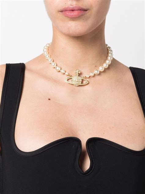 Vivienne Westwood Gold Tone Mini Bas Relief Pearl Choker Necklace Women S Pearl Crystal Brass In