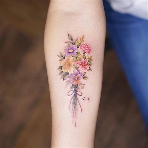 Makayla Mcleish Flowers With Faces Tattoo 24 Best Feminine Sleeve