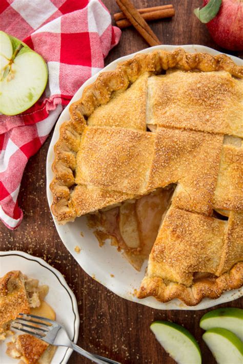30 Best Homemade Apple Pie Recipes How To Make Easy Apple Pie From Scratch —