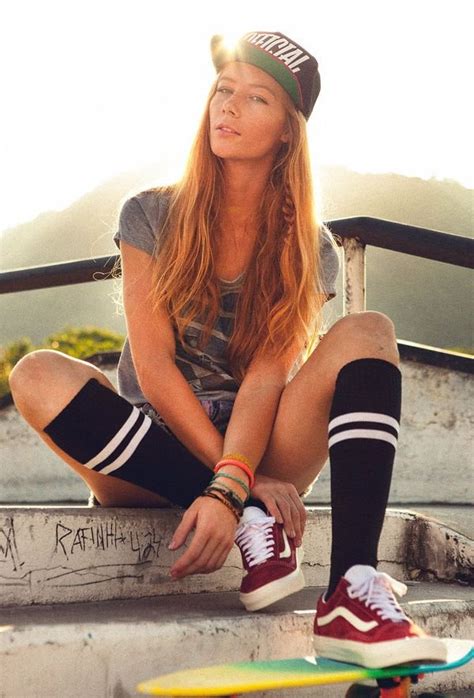 Get On Board With These Skater Girl Looks Fashion