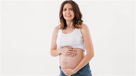 Hairy Belly During Pregnancy What Should You Do About It Boldsky Com