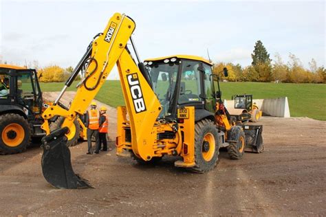Digger Gets Eco Friendly With The New JCB 3CX 4CX