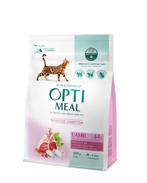 Optimeal Adult Cat Lamb Sensitive сухий корм з ягням для дорослих