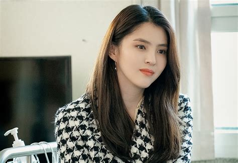 Han so hee (한소희) birth name: K-drama 'The World of the Married' star Han So-hee ...