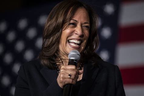 Although she officially dropped out of the primary election in december, the u.s. In eastern Iowa, Kamala Harris highlights theme of justice ...