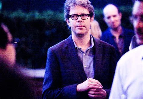 ‘farther Away Essays By Jonathan Franzen The New York Times