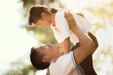 4 Ide Kegiatan Seru Antara Ayah Dan Anak Perempuan