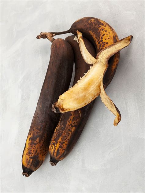 Why Overripe Bananas Are Best For Baking And How To Quickly Ripen