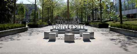 tilburg university  communicerende universiteit van nederland univers magazine