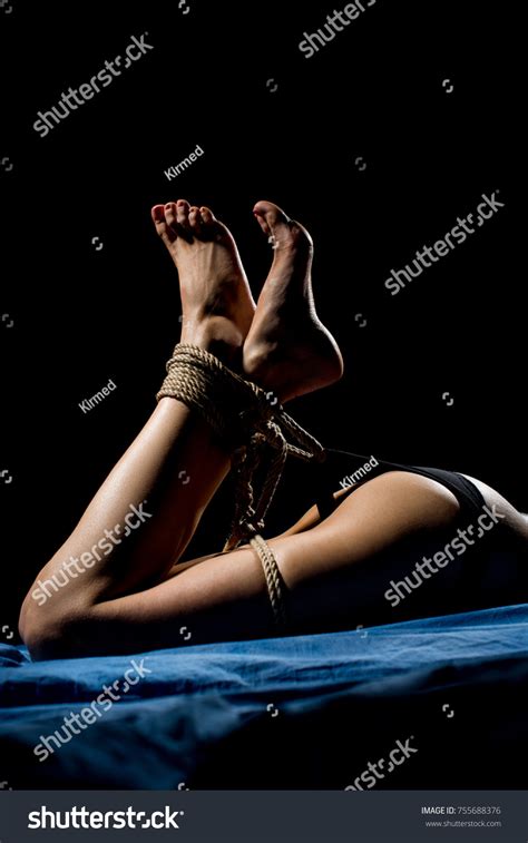 Female Feet Tied Jute Rope Japanese Foto De Stock 755688376 Shutterstock