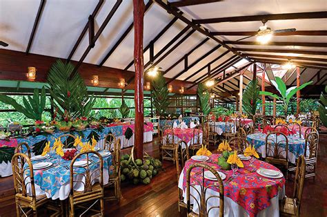 The hotel's located right in the center of costa rican business and culture. Tours de Costa Rica | Tortuguero - Pachira Lodge 3 days ...