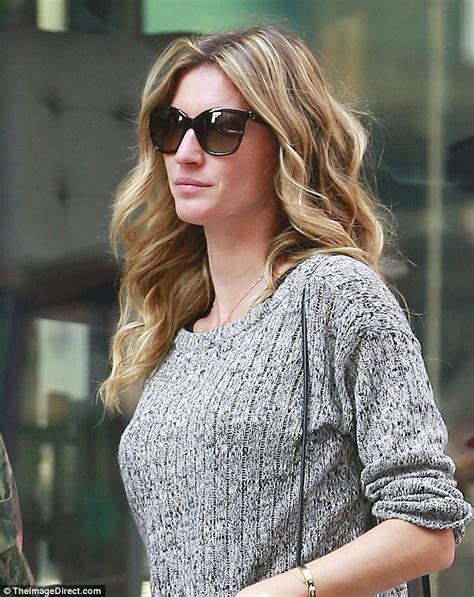 Gisele Steps Out In New York With A Boosted Bust Daily Mail Online