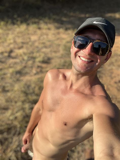 Another Day Another Naked Hike Scrolller