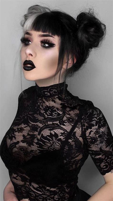 Pin By Amelie La Mort On Gothic Fashion Goth Hair Gothic Hairstyles Hair Inspiration