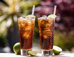 CUBA LIBRE met rum en cola - Cocktailicious.nl