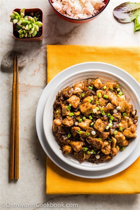 Stir Fried Chicken With Black Bean Sauce 豉汁干葱爆鸡球 Omnivores Cookbook