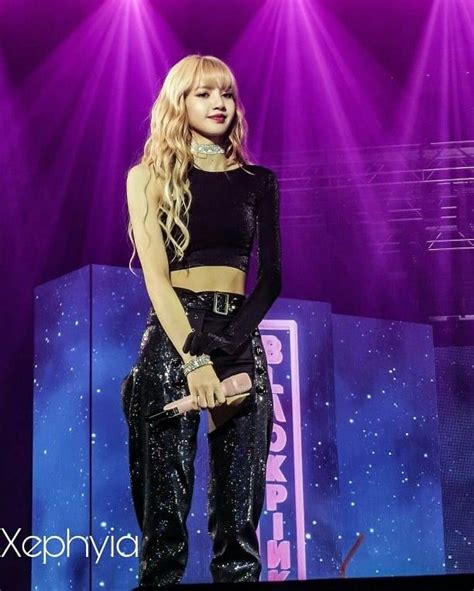 Lisa At Blackpink World Tour Outfits Stage Outfits Red And Black