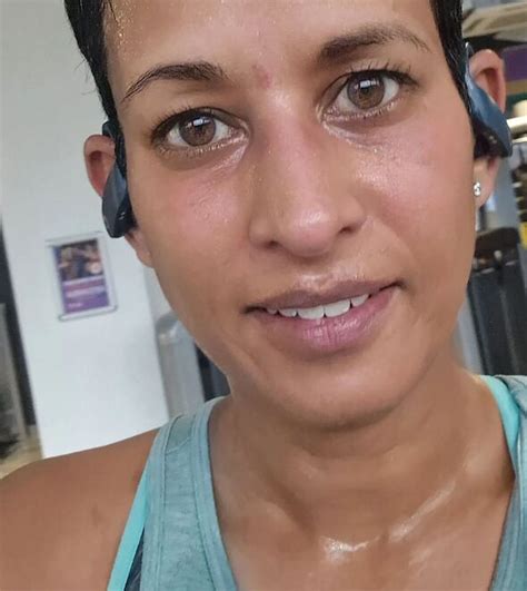 Bbc Breakfasts Naga Munchetty Sparks Frenzy With Ageless Makeup Free