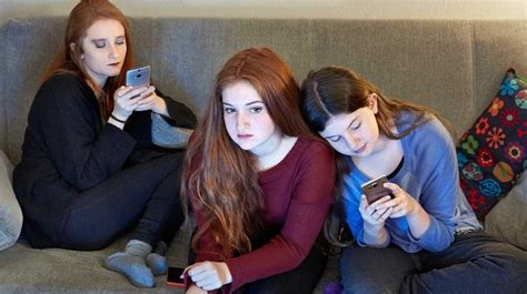 ‘american Girls Review Nancy Jo Sales On Social Medias Effects Newsday