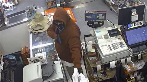 Fresno Armed Robbery Caught On Camera Kmph