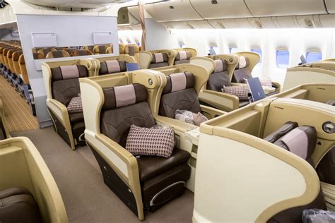 Singapore Airlines 777 200ER Business Class From Singapore To Hong Kong